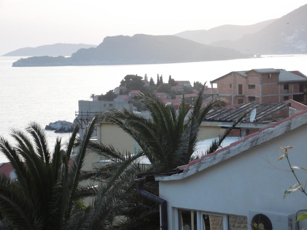 Apartments Slavica Jovanovic Sveti Stefan Bagian luar foto