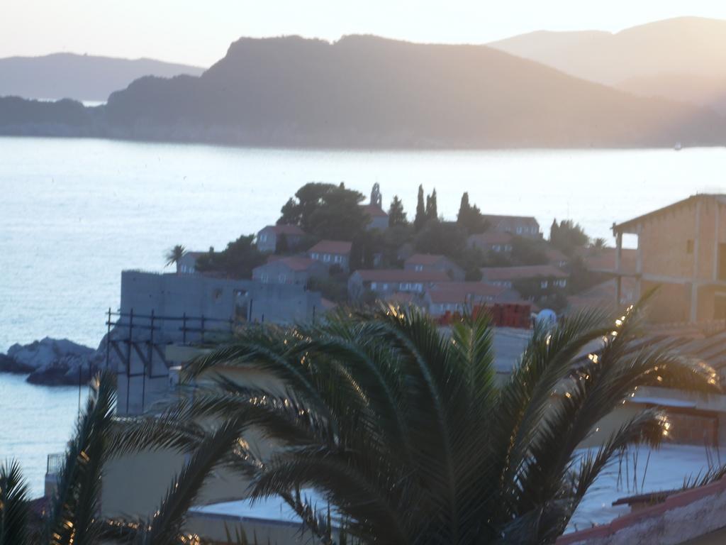 Apartments Slavica Jovanovic Sveti Stefan Bagian luar foto