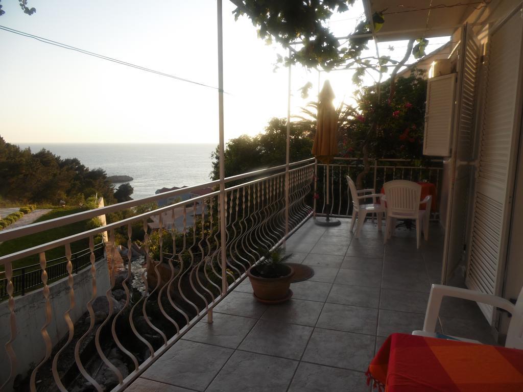 Apartments Slavica Jovanovic Sveti Stefan Bagian luar foto