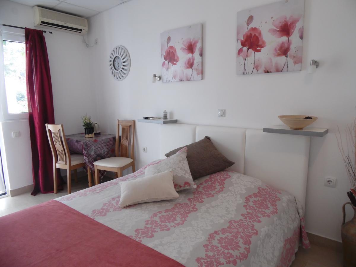 Apartments Slavica Jovanovic Sveti Stefan Bagian luar foto