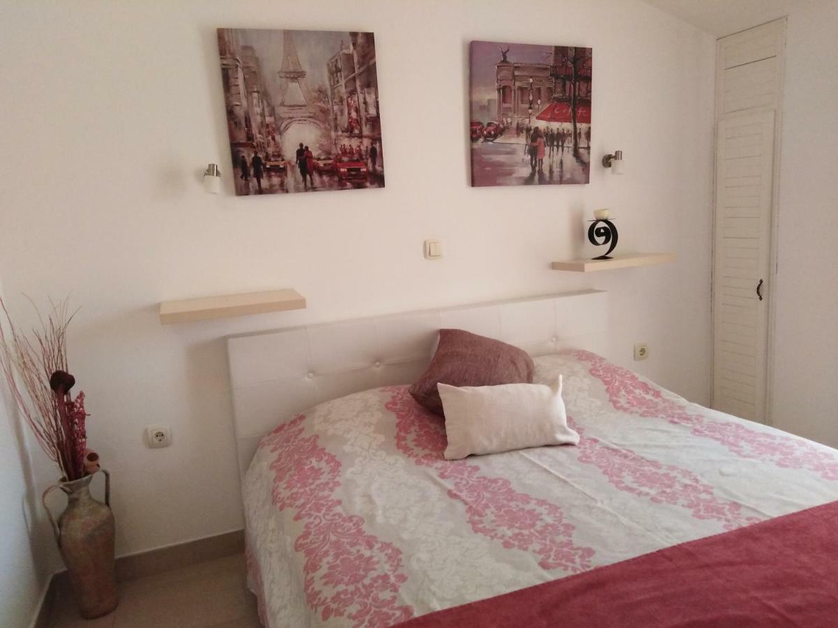 Apartments Slavica Jovanovic Sveti Stefan Bagian luar foto